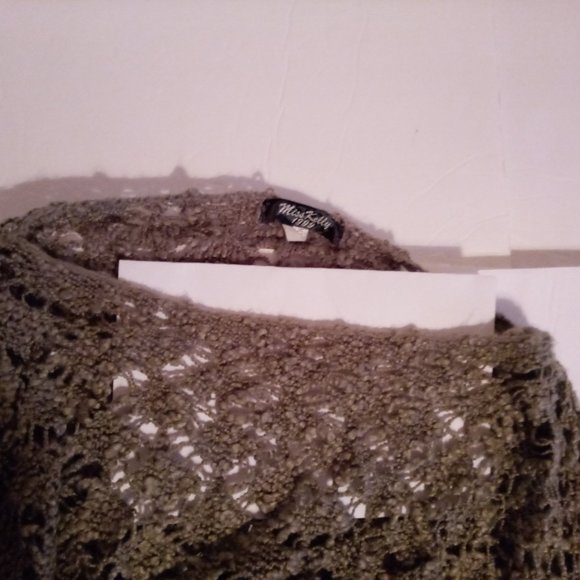 Miss Kelly 1999 gray shawl - Picture 11 of 12